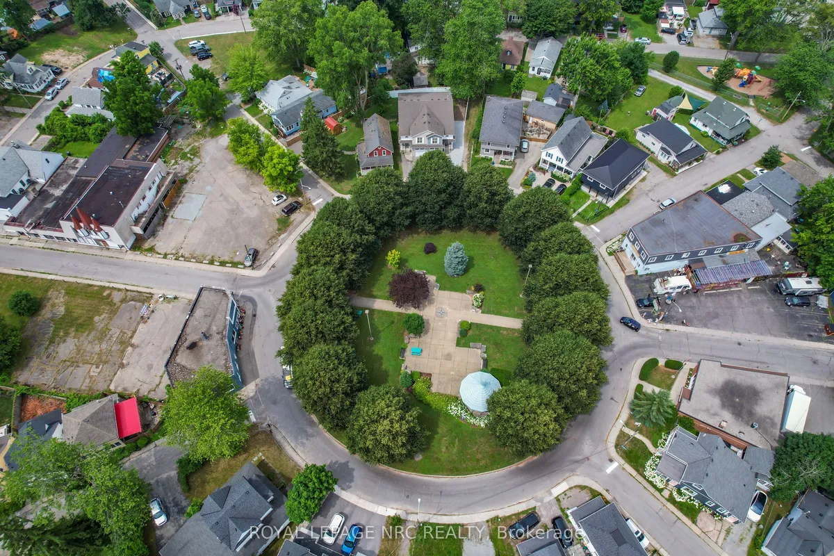 56 Queens Circle, ON L0S 1B0