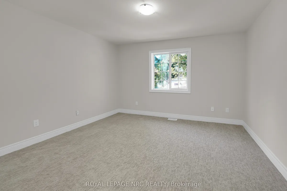 58 Queens Circle, ON L0S 1B0