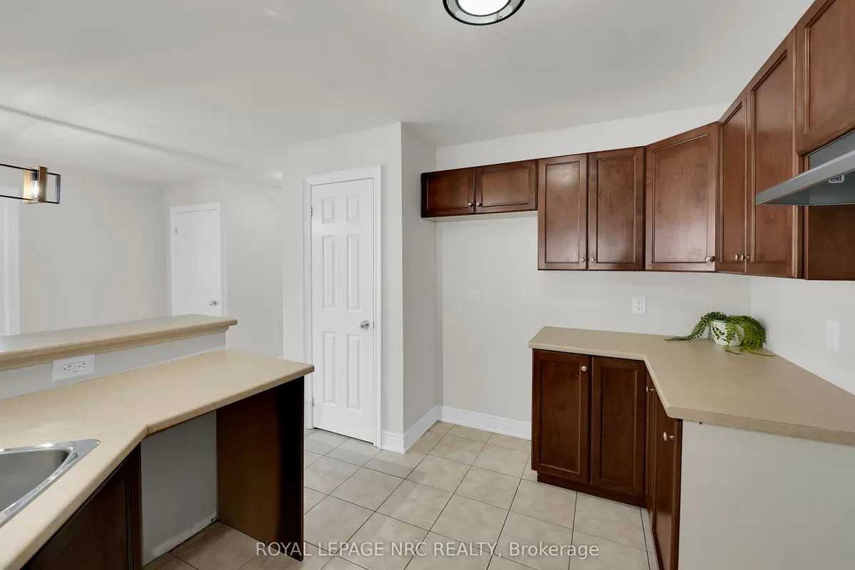 58 Queens Circle, ON L0S 1B0