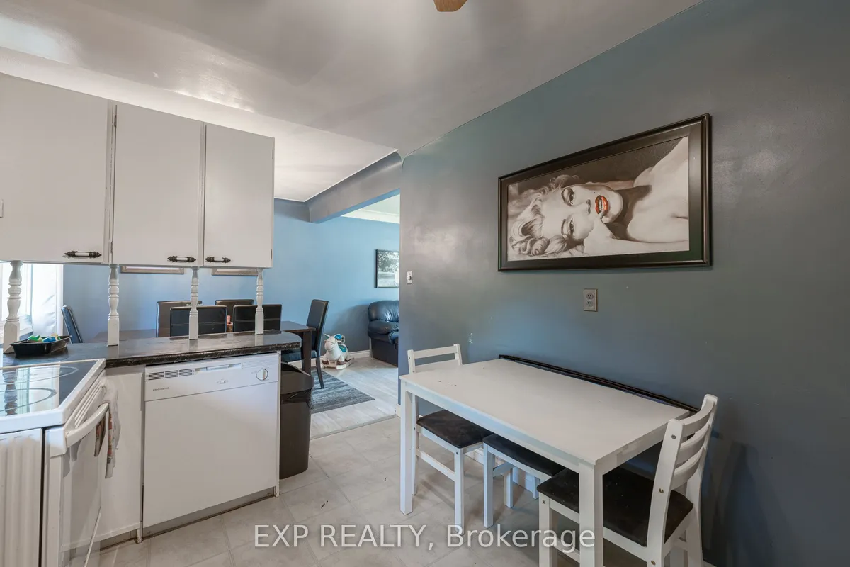 2896 Portage Road, ON L2J 2J5