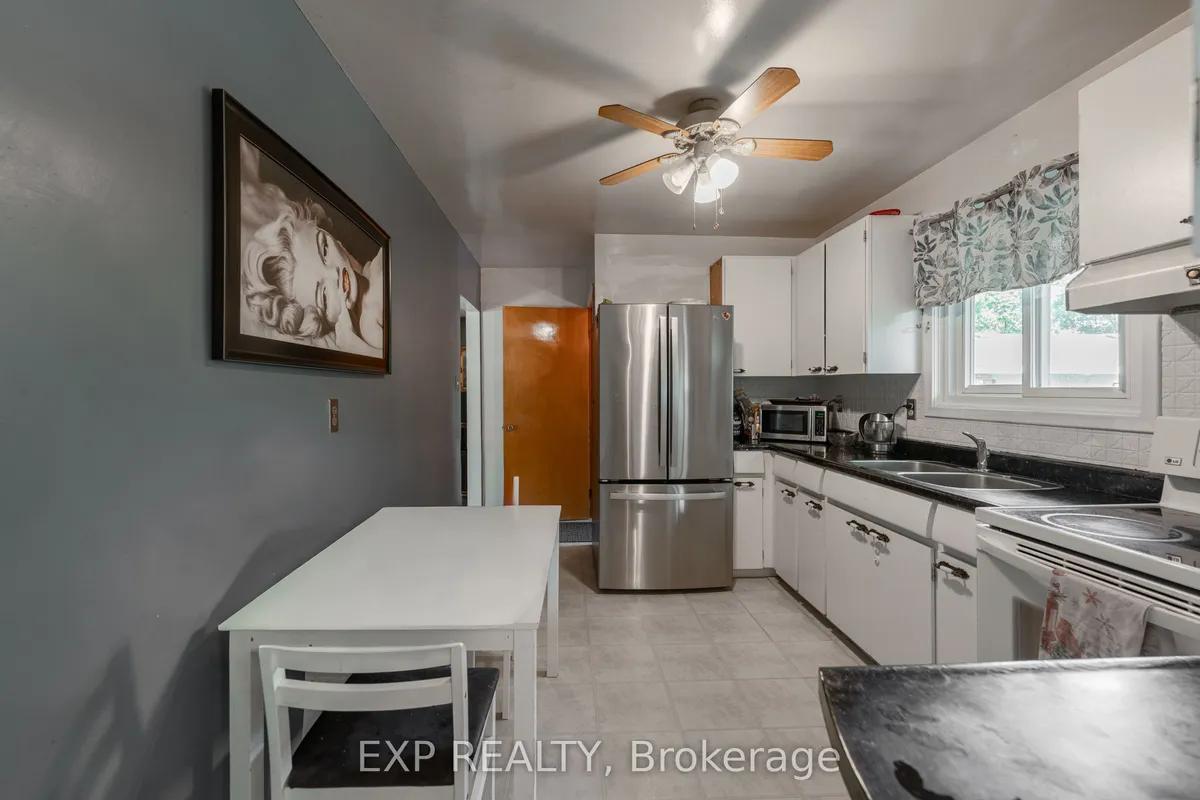 2896 Portage Road, ON L2J 2J5