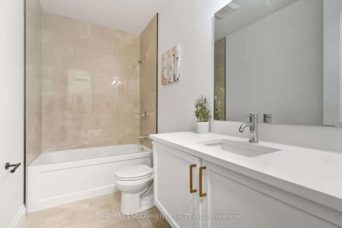 236 Mount Pleasant Street, ON N3T 1V1