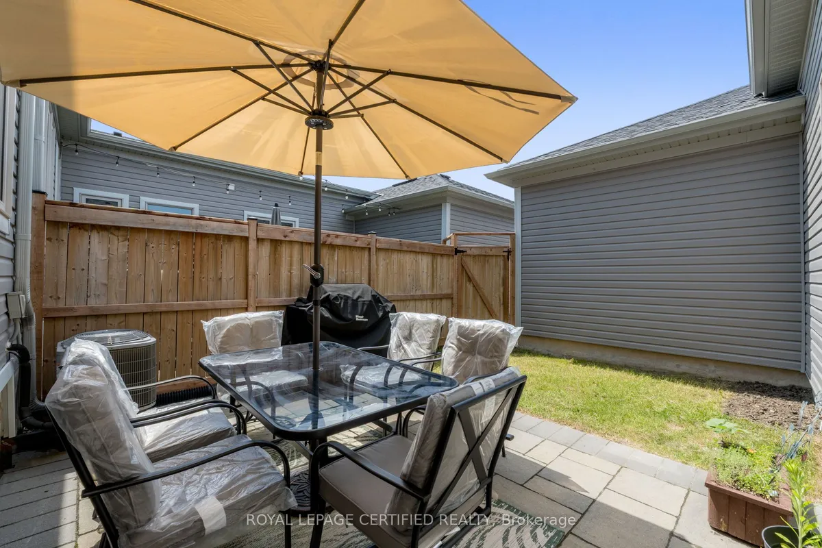 25 Elliot Street, ON N1M 0H6