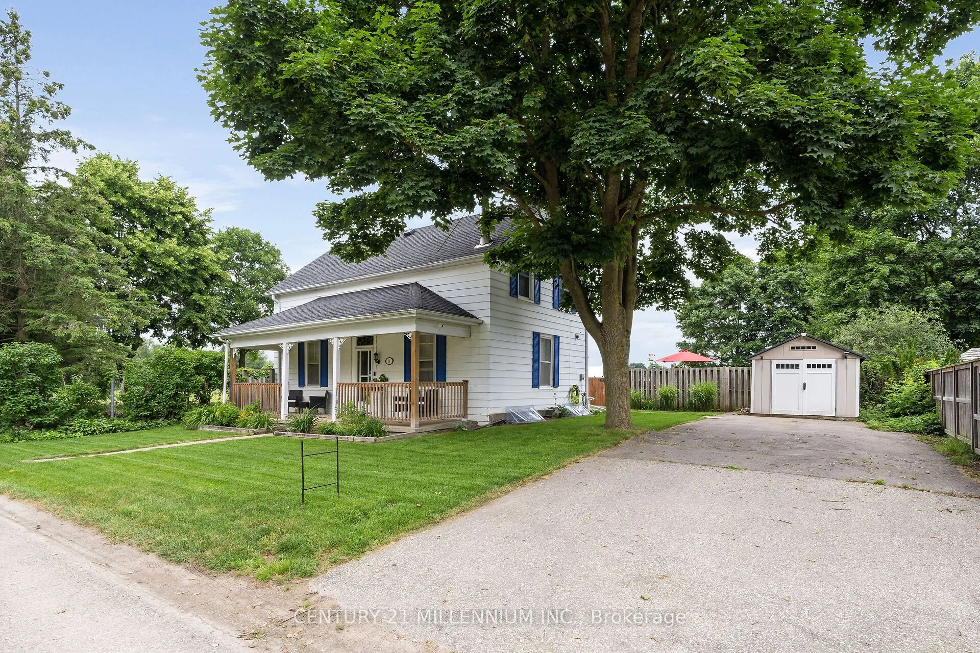 3 Centre Street, ON N0B 1T0