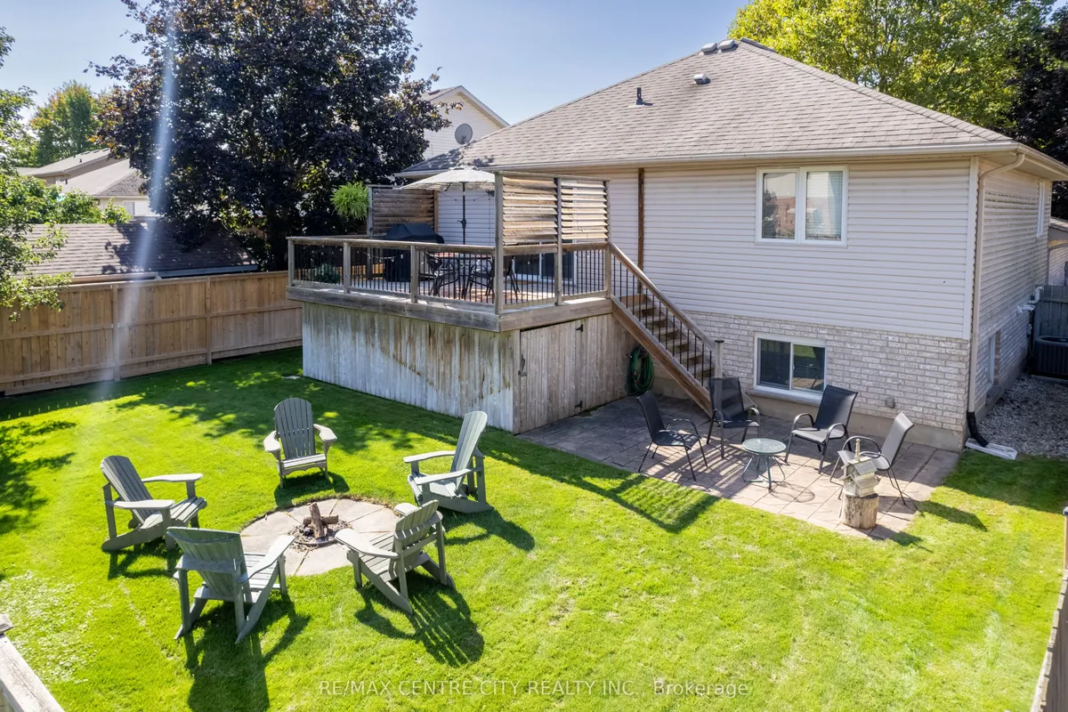 495 Riverview Drive, ON N7G 4B3