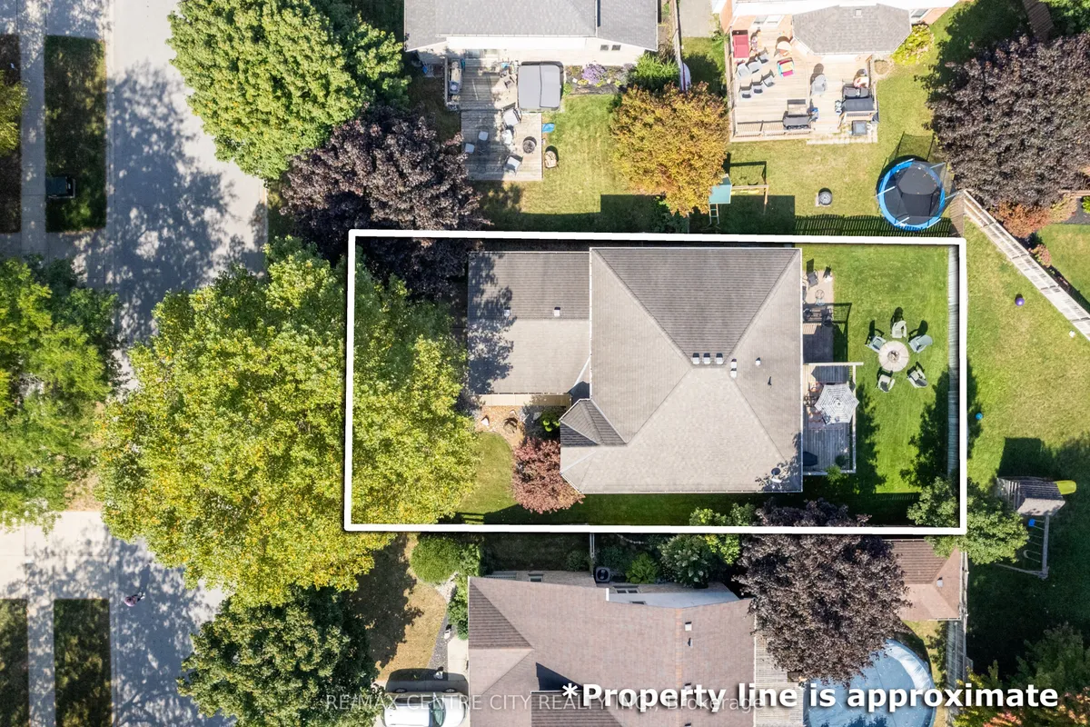 495 Riverview Drive, ON N7G 4B3