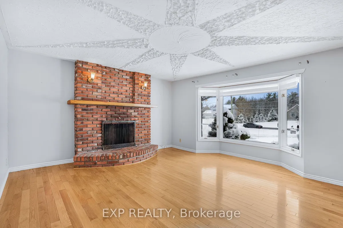 637 STATION Road, ON K0B 1A0