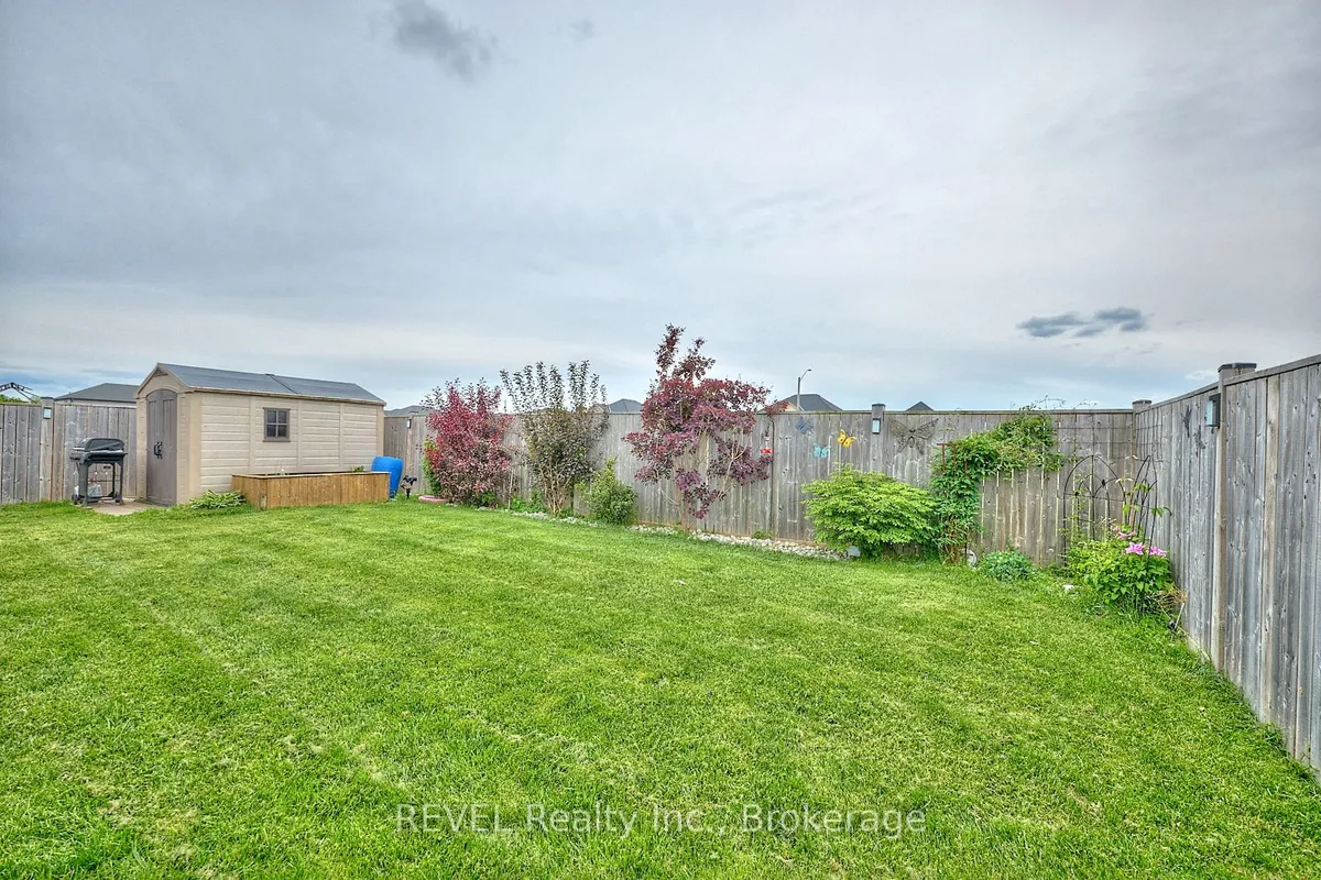 5 Cinnamon Street, ON L2V 0H5