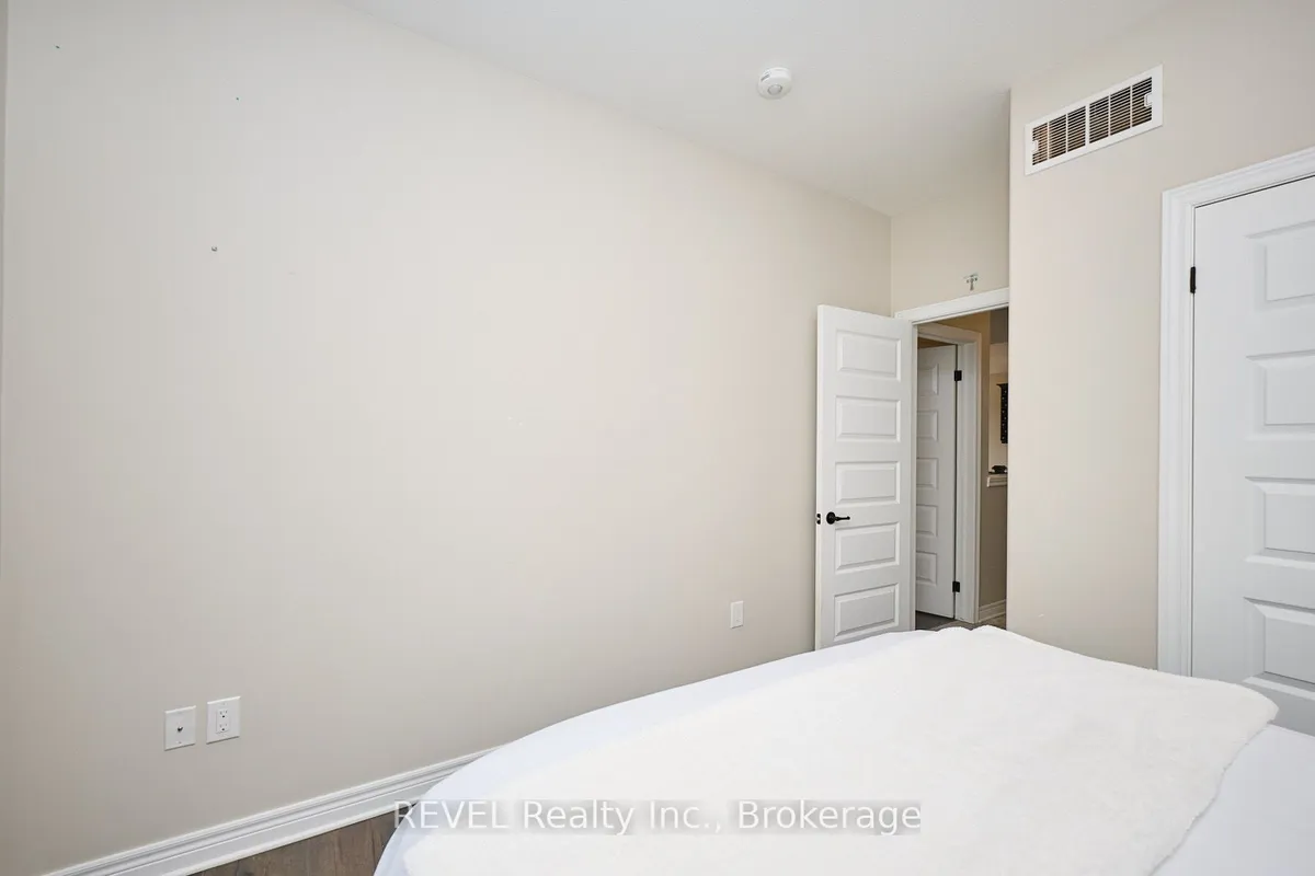 5 Cinnamon Street, ON L2V 0H5