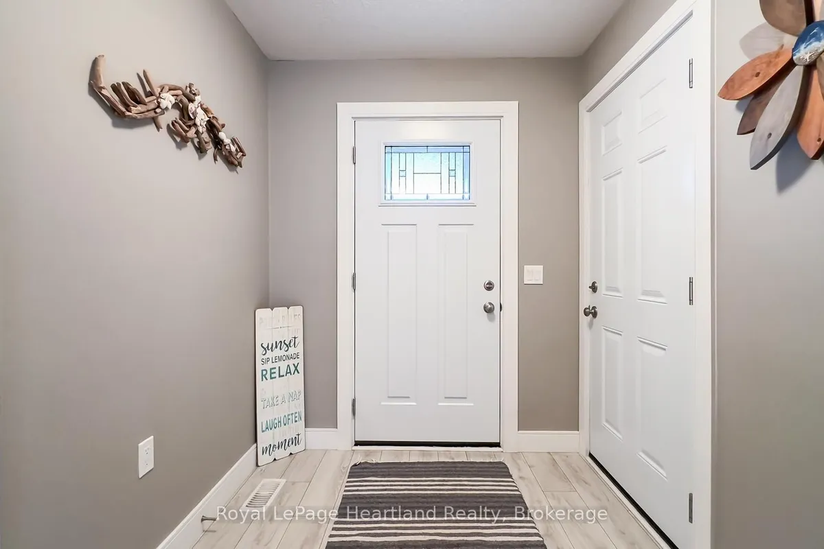 5 WINDWARD Way, ON N7A 0B2