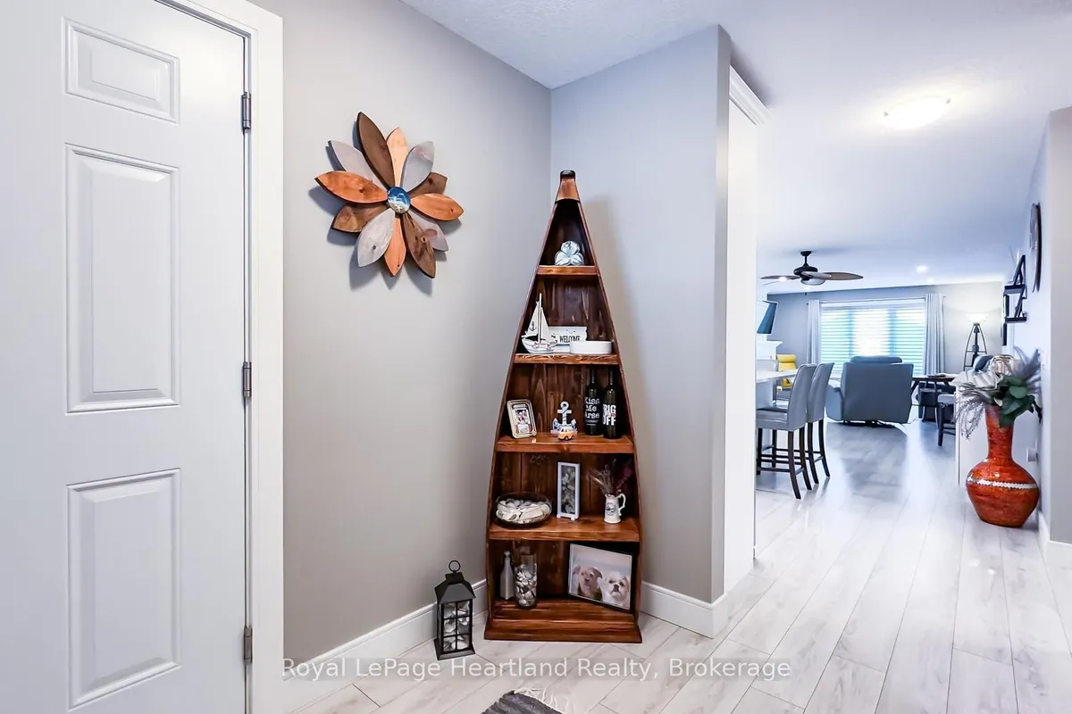 5 WINDWARD Way, ON N7A 0B2