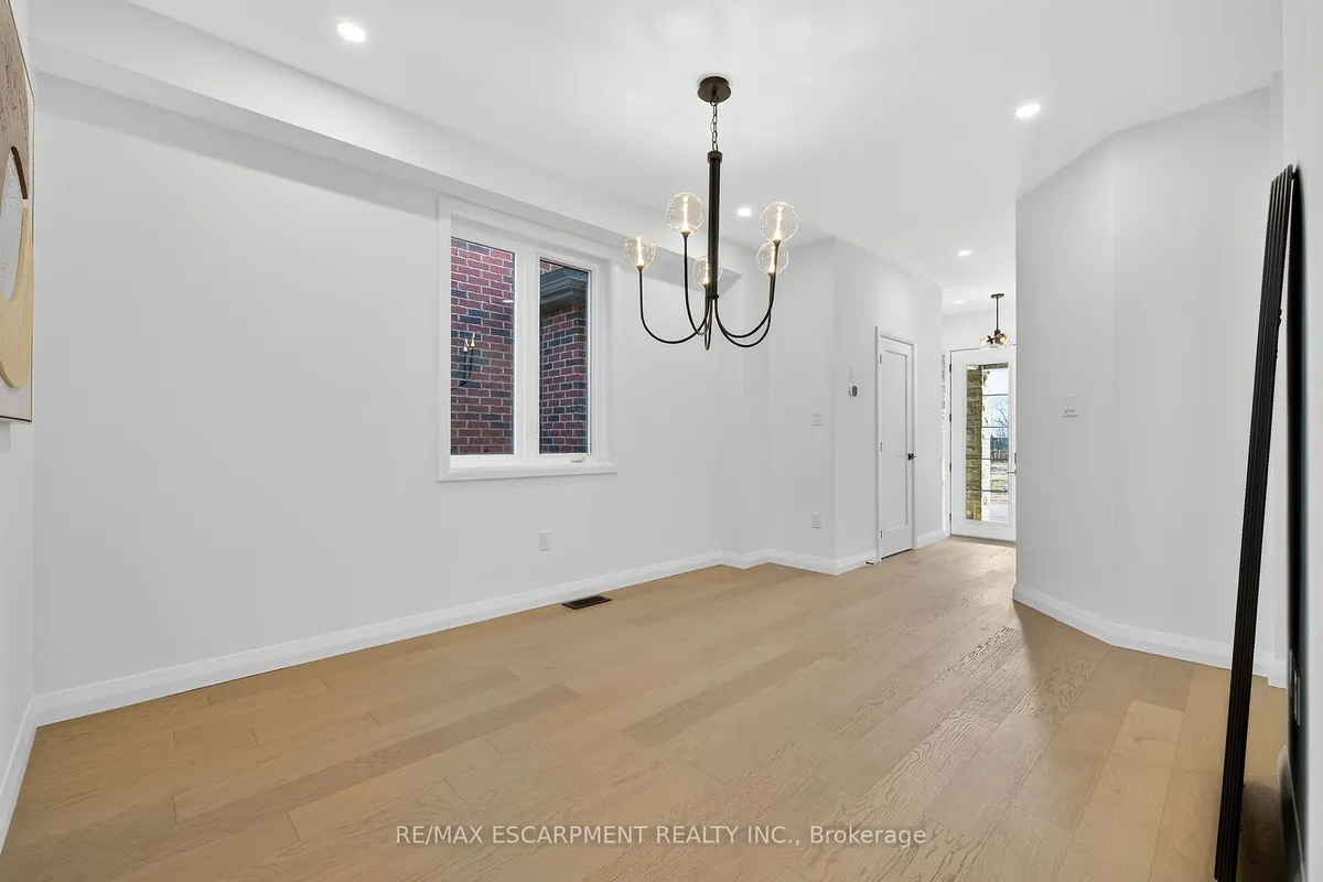 16 Sagewood Drive, ON L9B 0K7