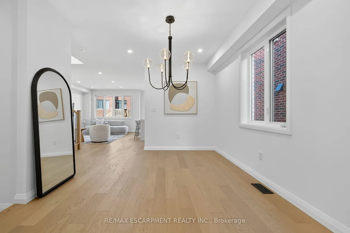 16 Sagewood Drive, ON L9B 0K7