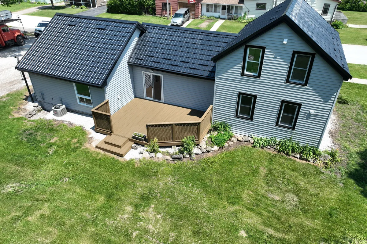 52 Queen Street, ON N0H 1P0