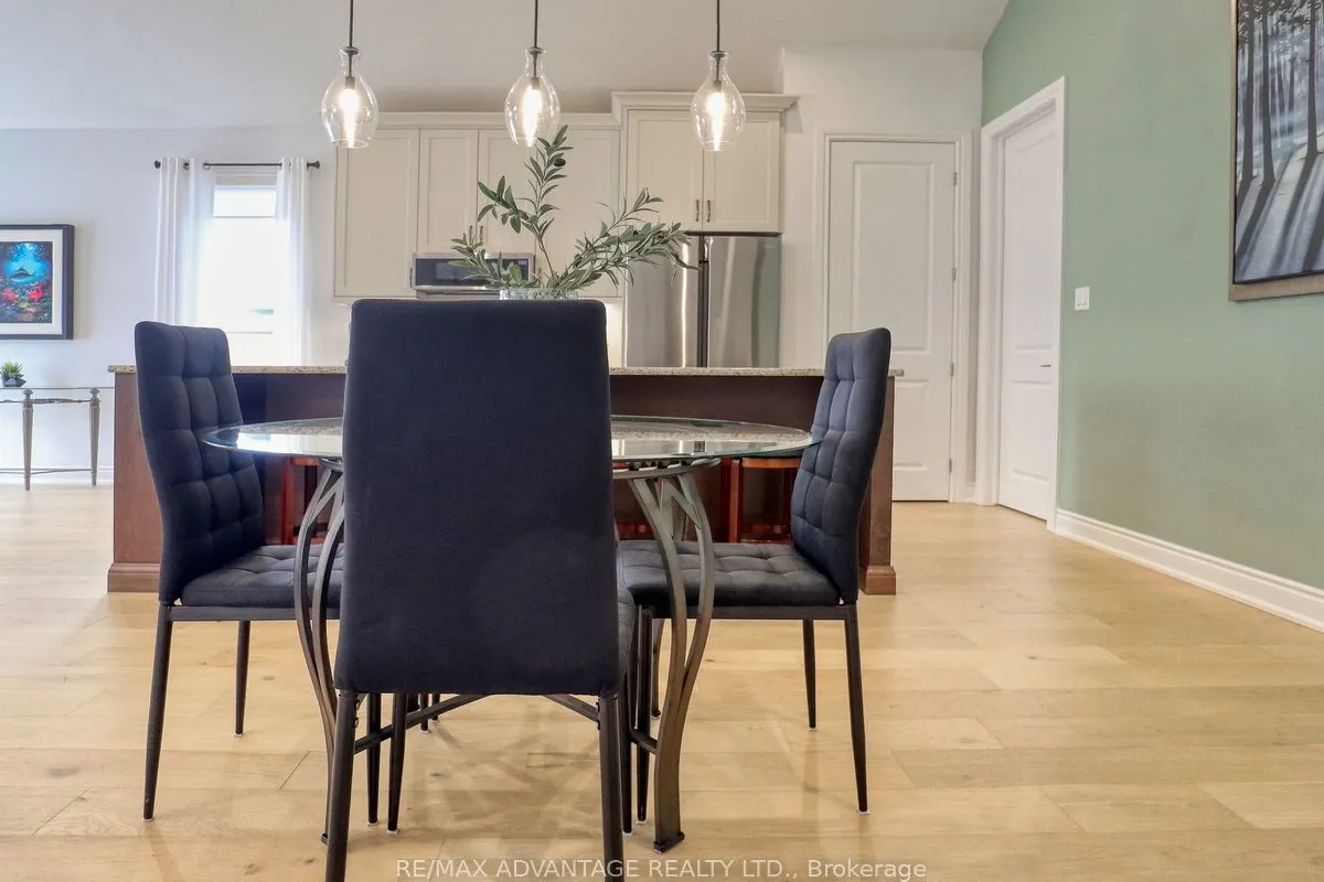 1891 Trailsway Drive, ON N6K 0K7