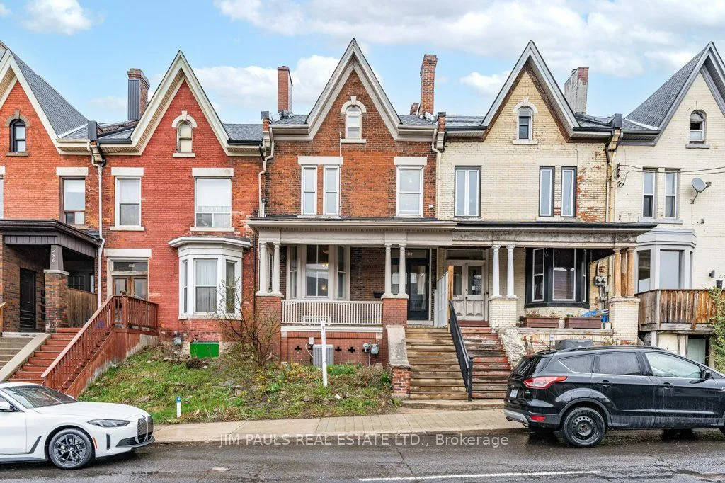 282 Main Street, ON L8P 1J8