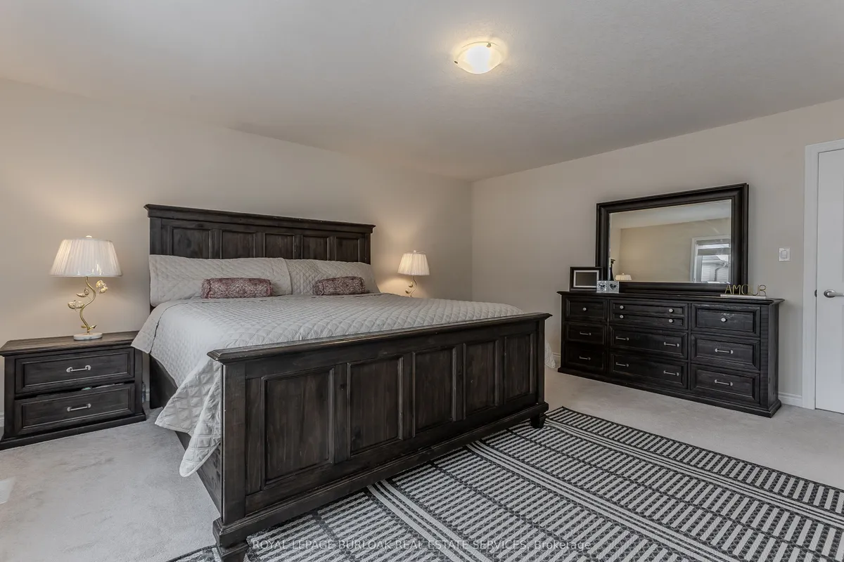 39 Mcwatters Street, ON L0R 1C0