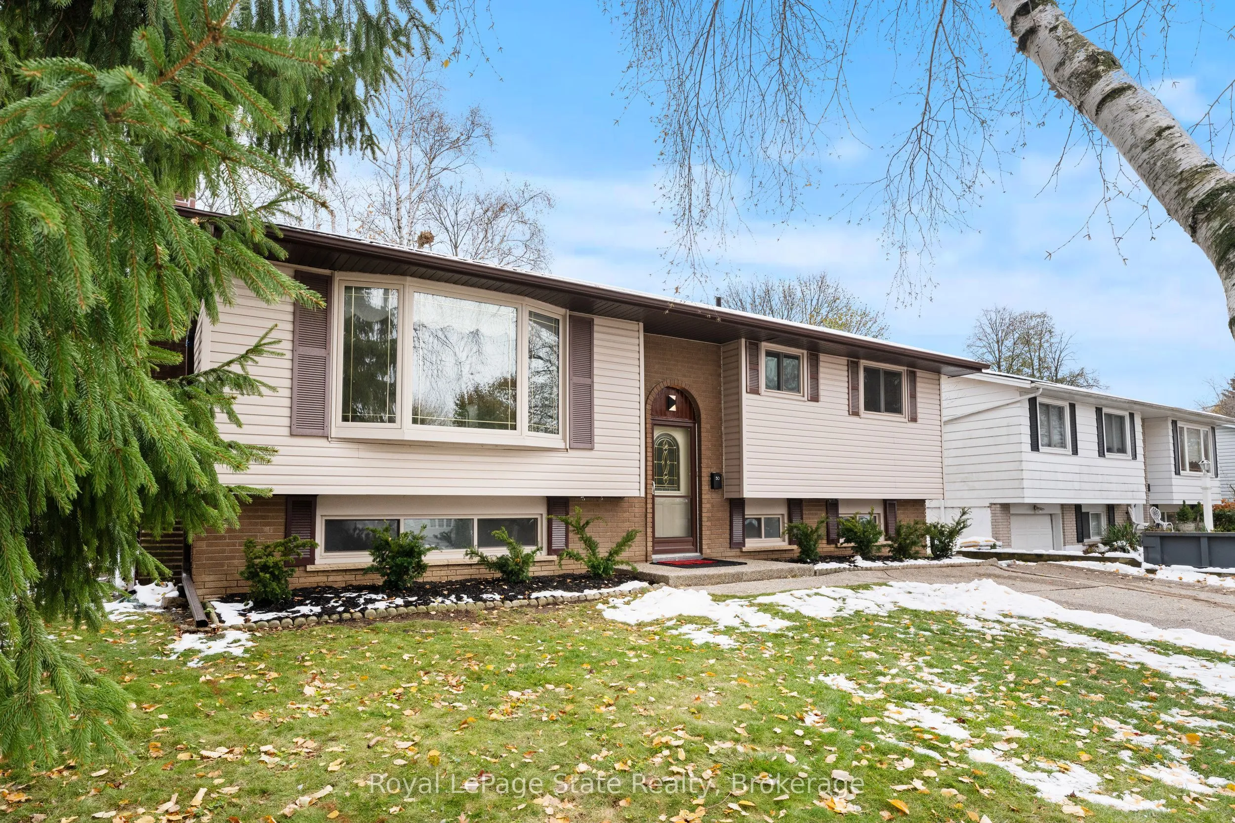 50 Graystone Drive, ON L9C 4R8