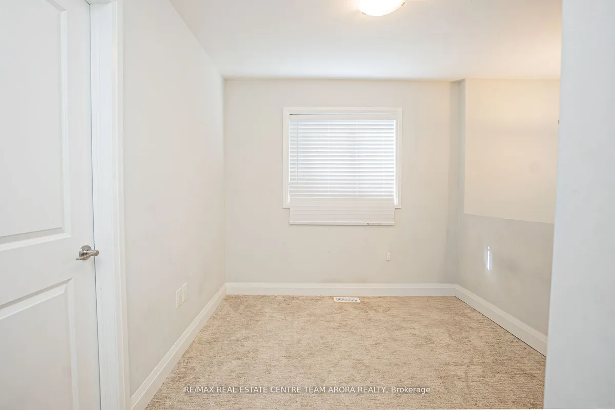 112 Bur Oak Drive, ON L2V 0L8