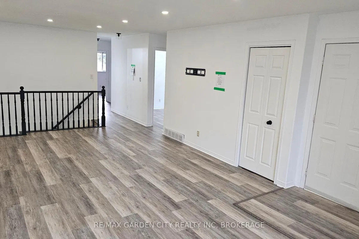 244 Autumn Crescent, ON L3C 7K2