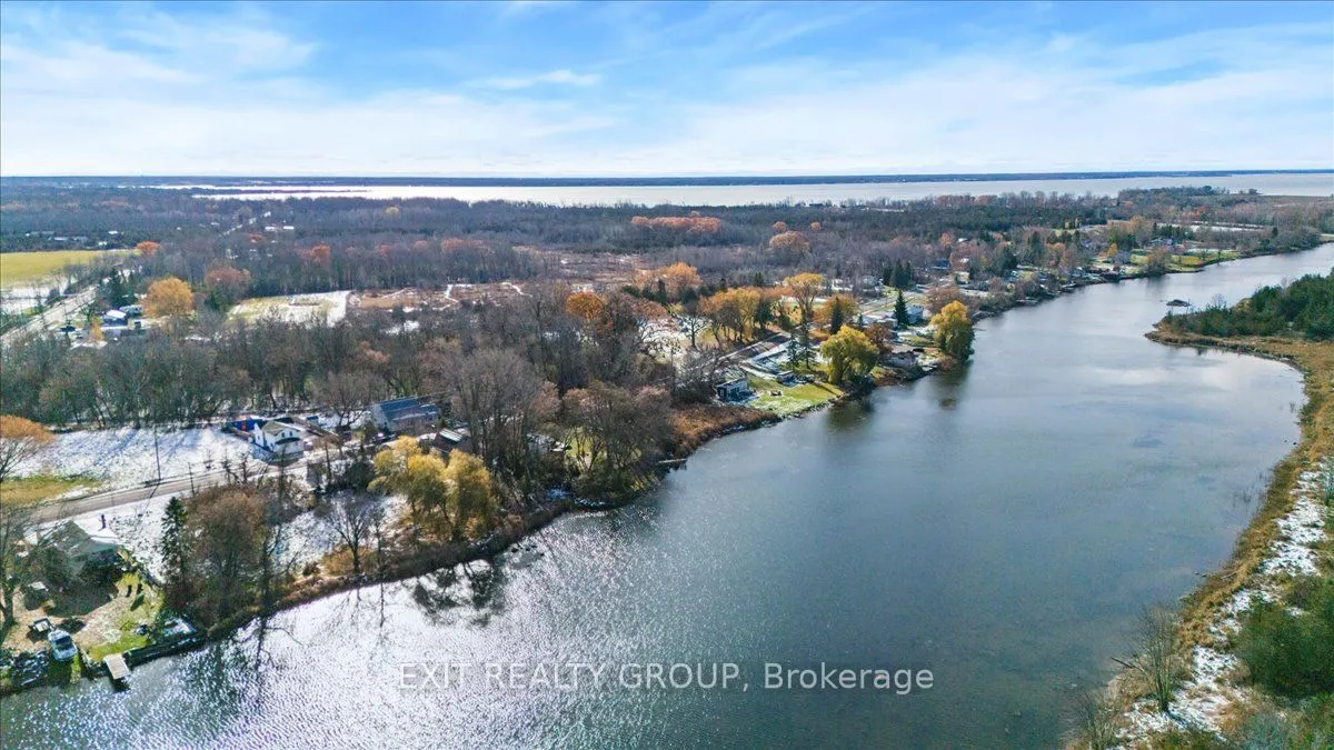 82 Queen Street, ON K0K 3A0