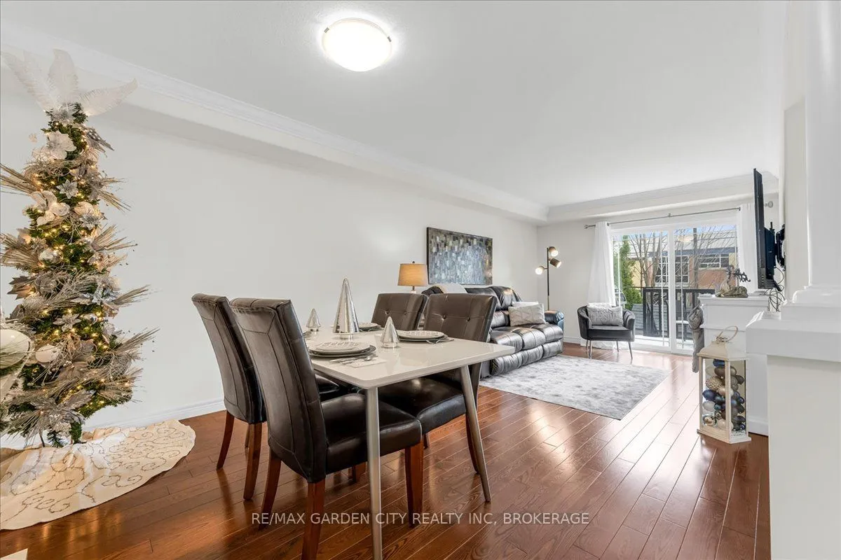 45 Hemlock Way, ON L3M 0A8