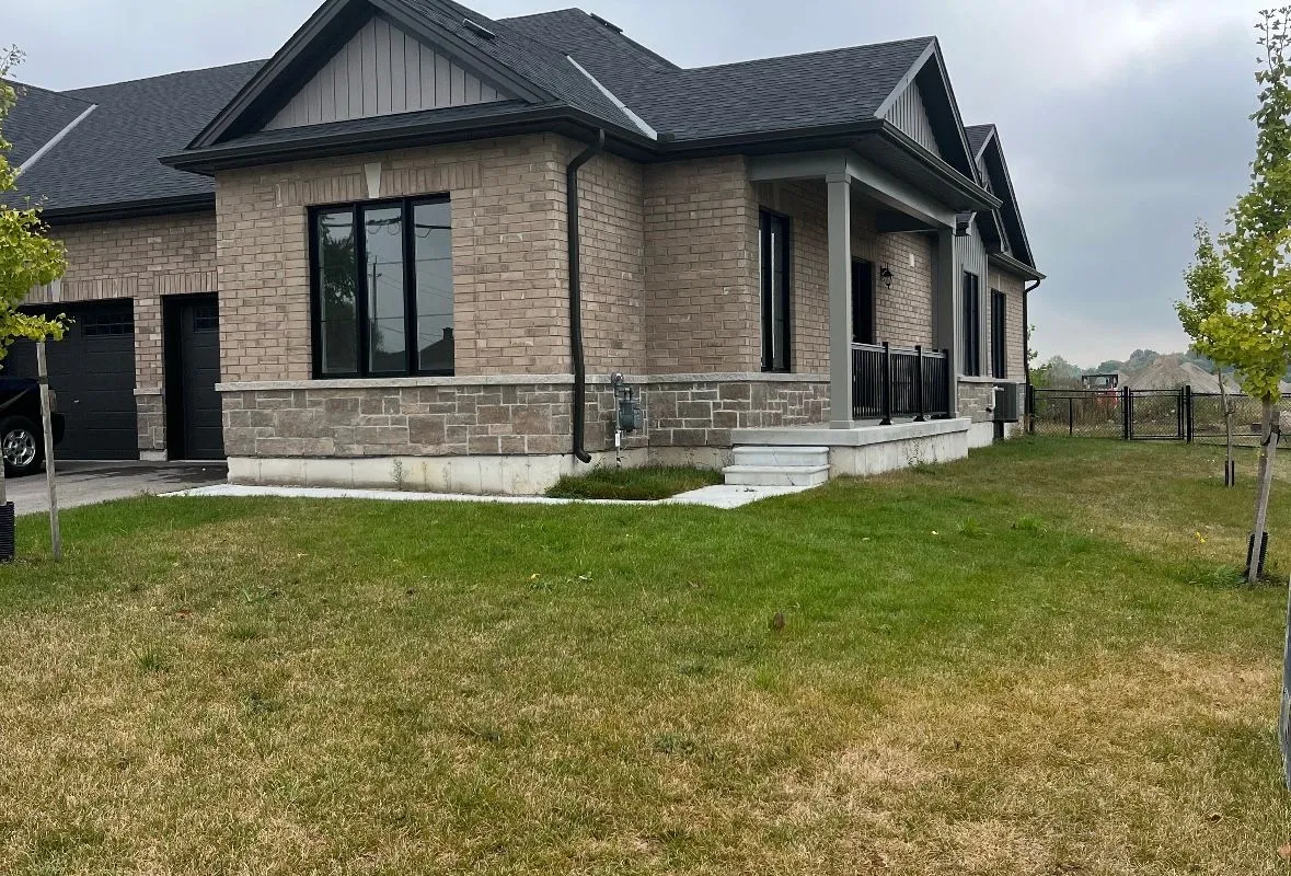 230 Middleton Street, ON N0M 2M0