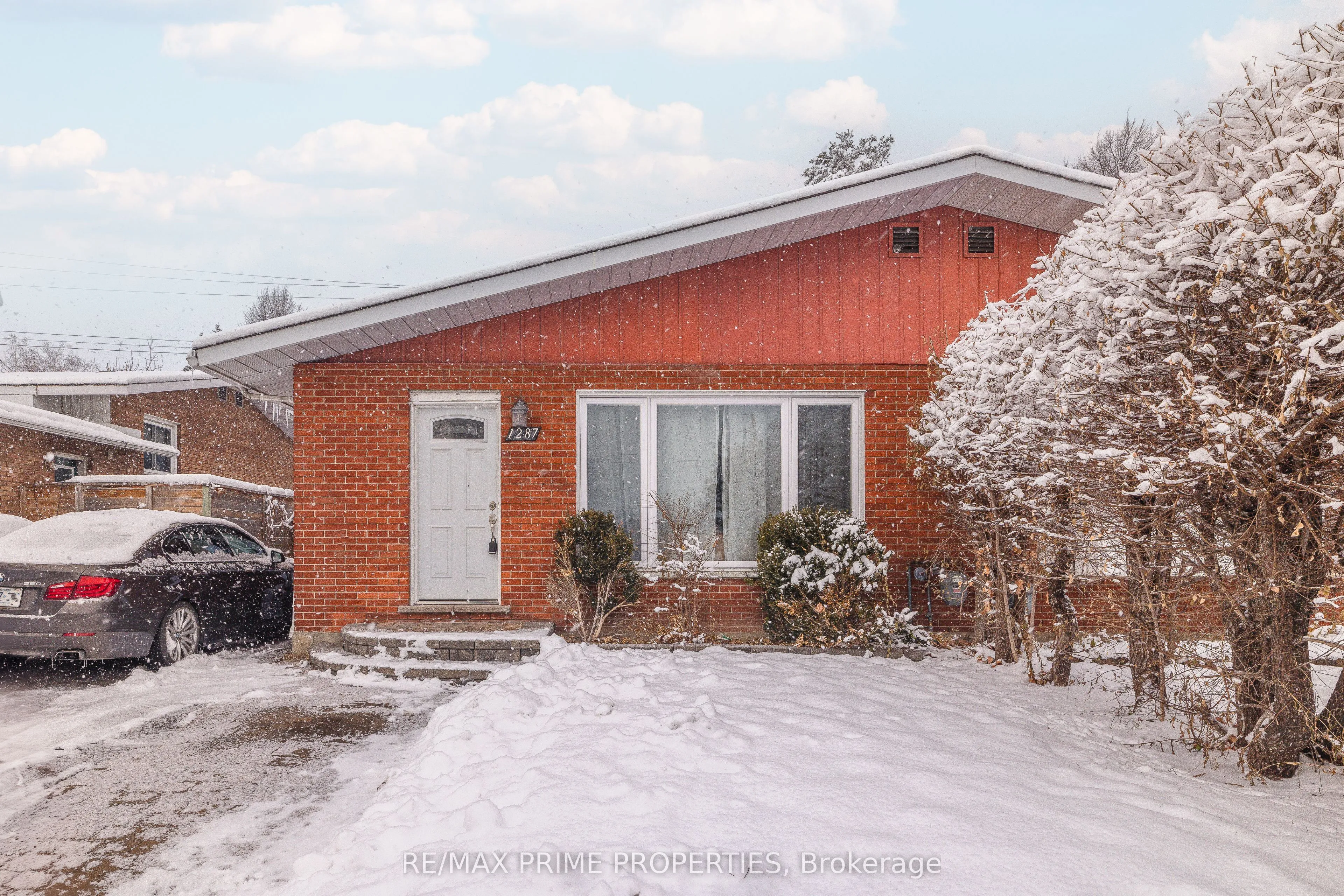 1287 Maitland Avenue, ON K2C 2C4
