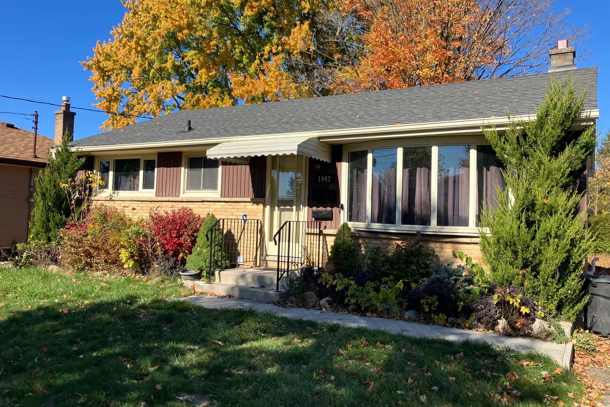 1942 Duluth Crescent, ON N5V 1H7