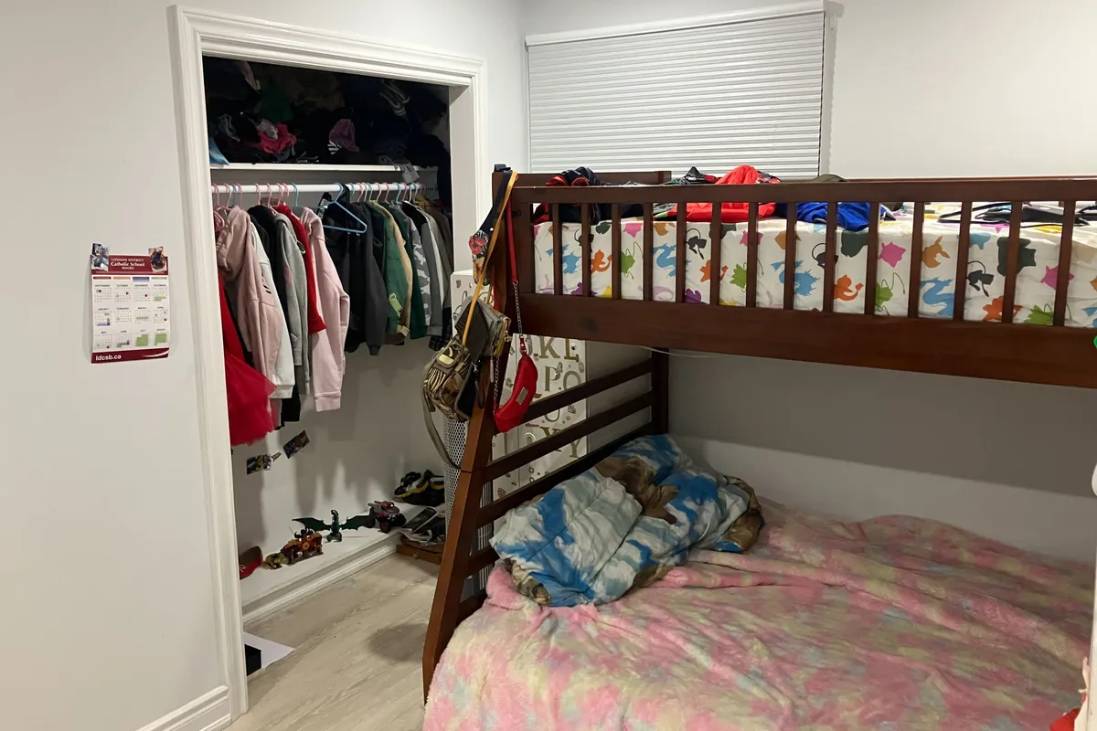 1942 Duluth Crescent, ON N5V 1H7