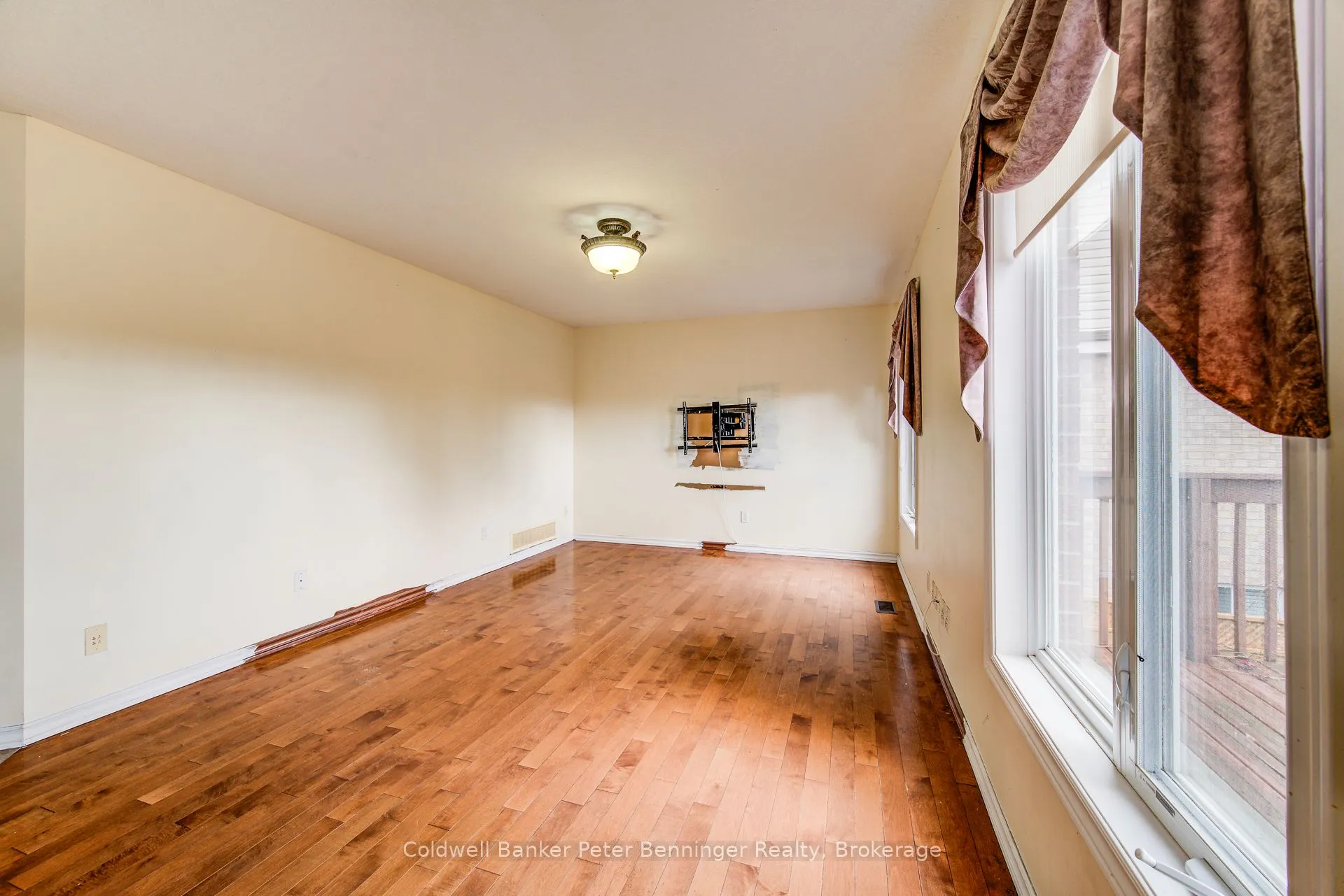 142 Severn Drive, ON N1E 7K5