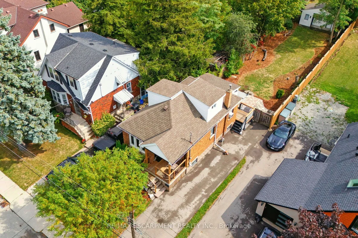 57 Highcliffe Avenue, ON L9A 3L3