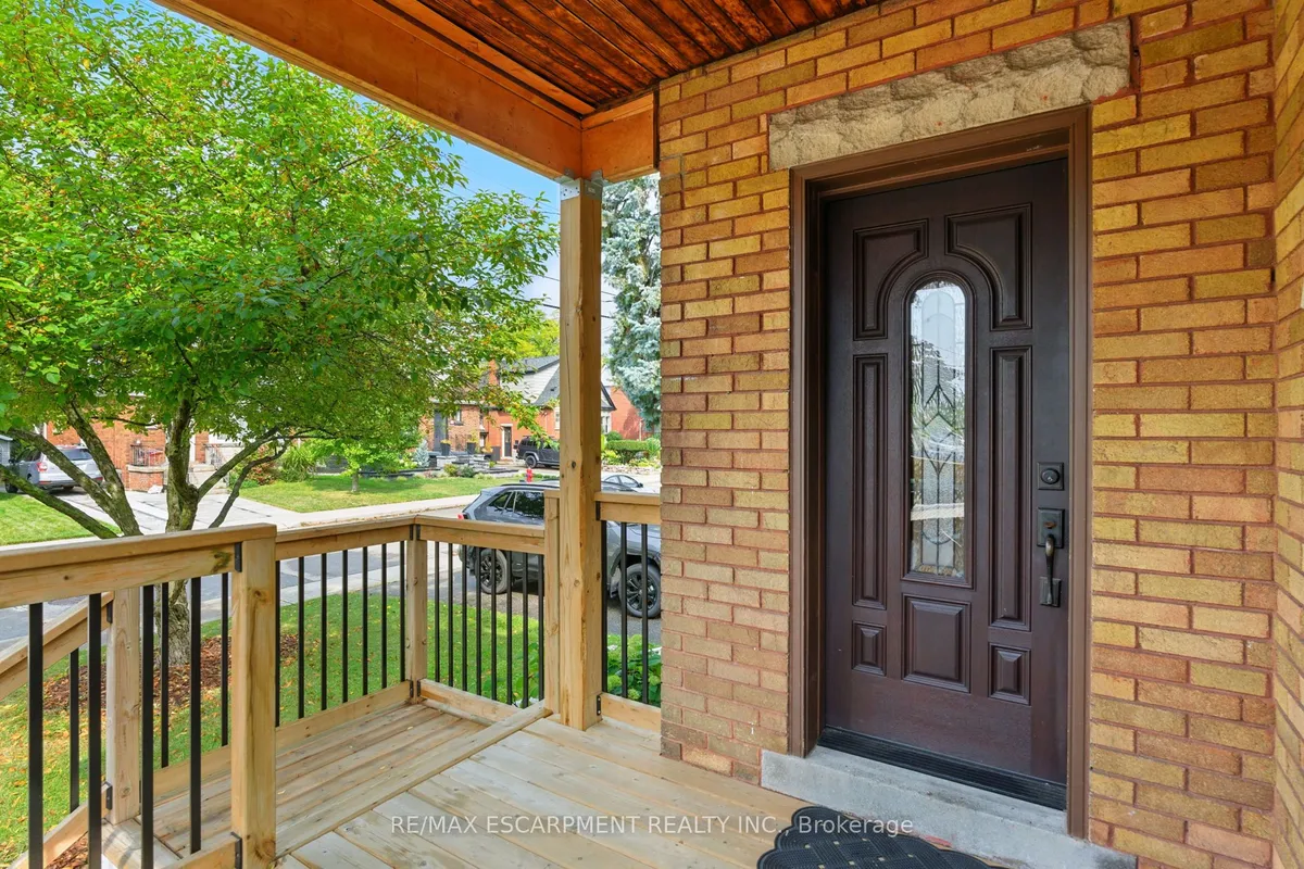 57 Highcliffe Avenue, ON L9A 3L3