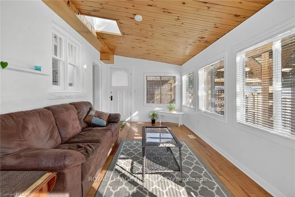 11 Sherring Street, ON N0A 1H0