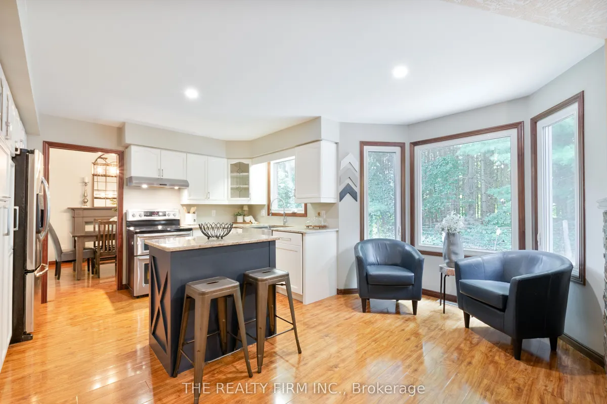 512 Riverview Drive, ON N7G 4B4