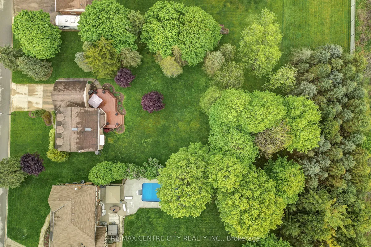 39830 Shady Lane Crescent, ON N5P 3T2