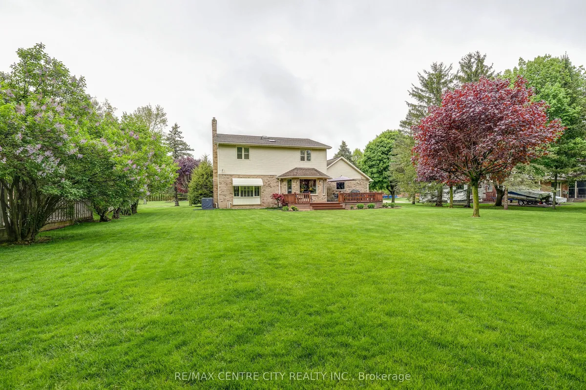 39830 Shady Lane Crescent, ON N5P 3T2