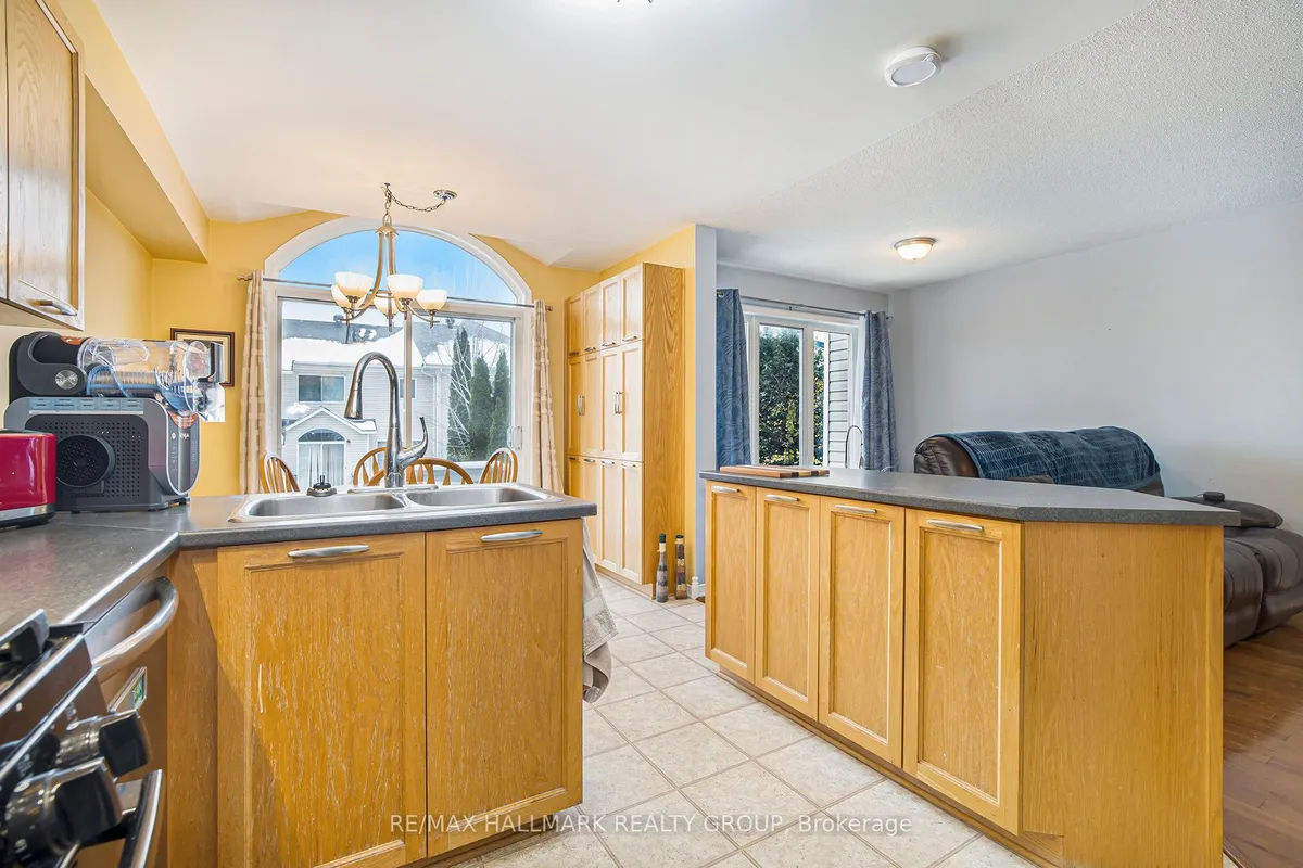 11 Scampton Drive, ON K2W 1G1