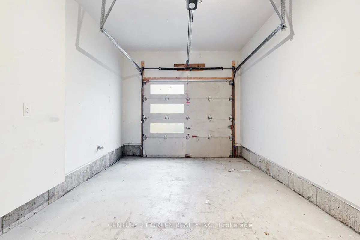 300 Skinner Road, ON L8B 1X2