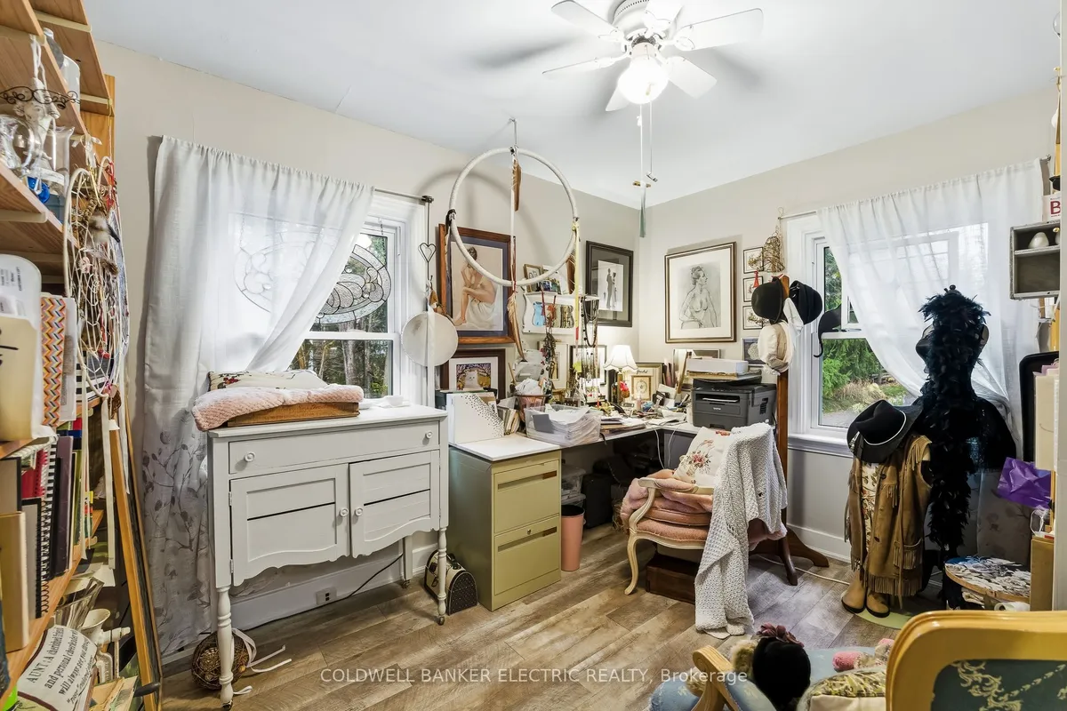 994 County Rd 19 Road, ON K9J 6X2