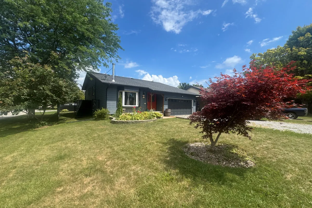 24 Woodhouse Avenue, ON N0A 1N8