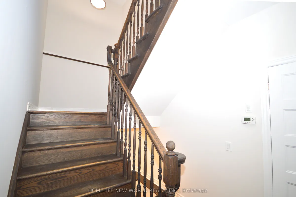 5991 KATE Avenue, ON L2H 0M9