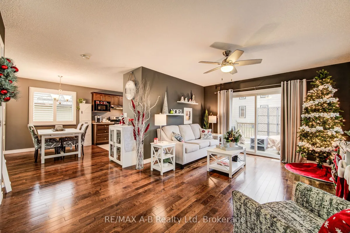 48 Wellington Street, ON N0B 2R0