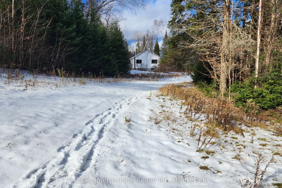 44 Expressway Road, ON P0A 1J0