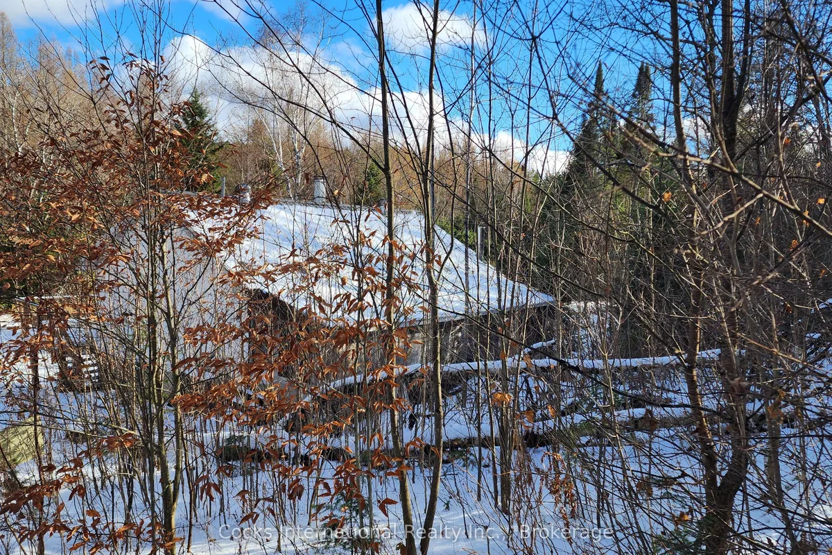 44 Expressway Road, ON P0A 1J0