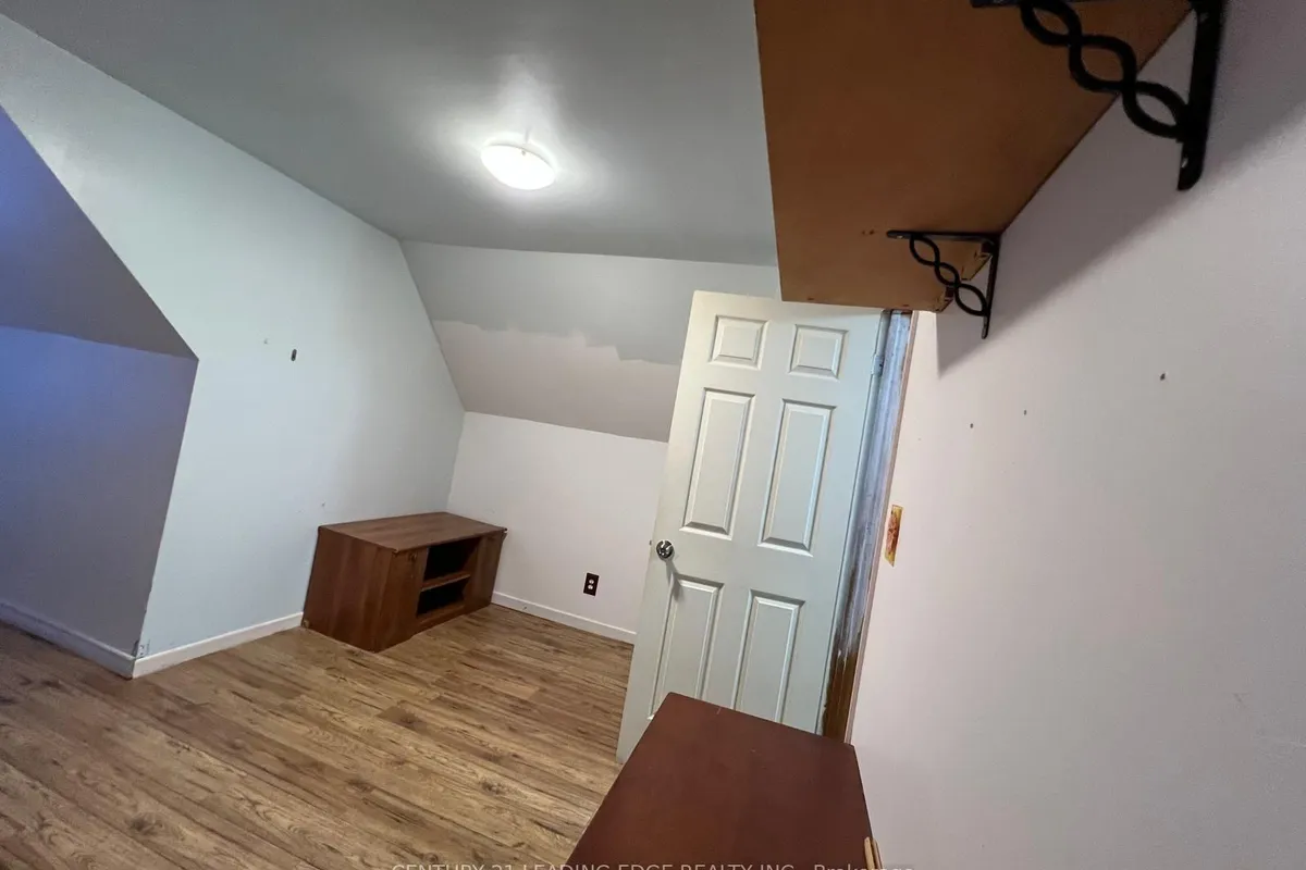 394 Bridge Street, ON K8N 1P8