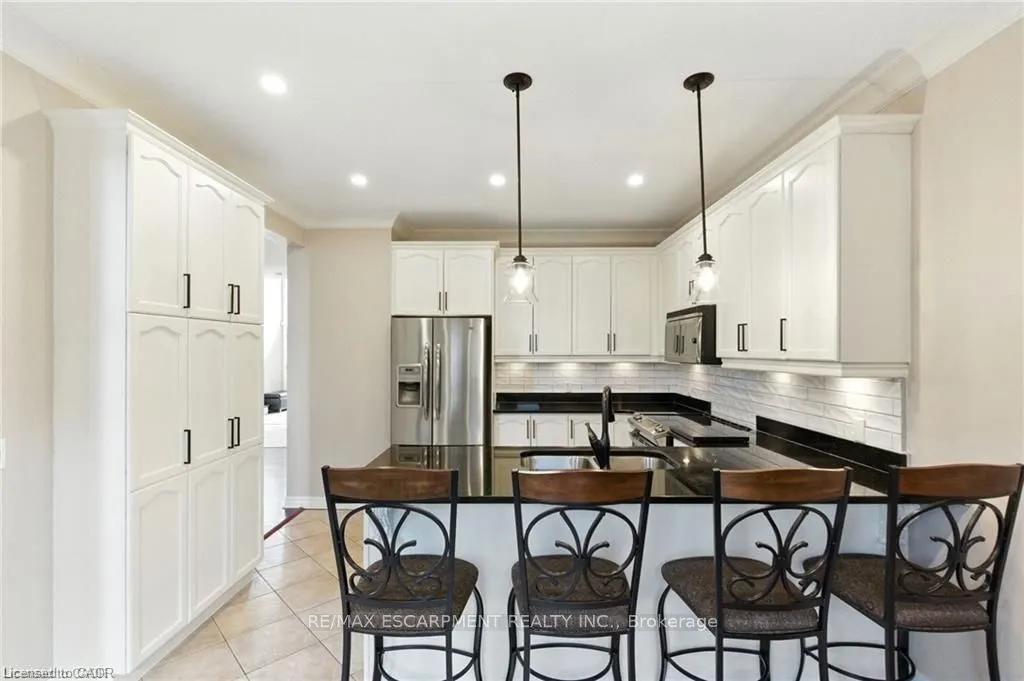 11 Silverspring Crescent, ON L0R 1P0