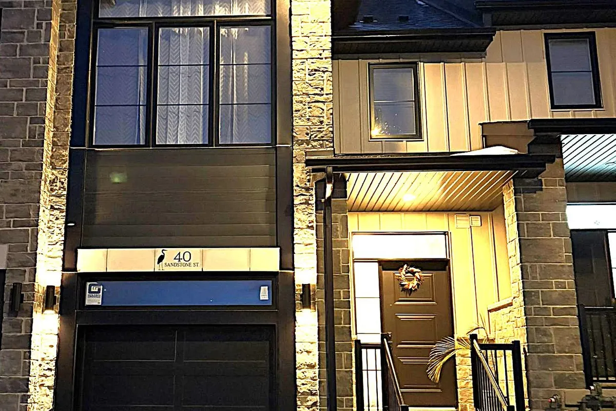 40 Sandstone Street, ON N1S 0E5