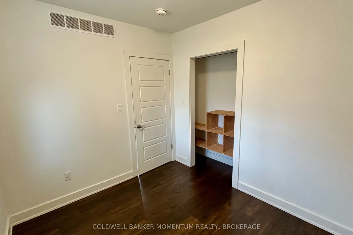 11 Greenlaw Place, ON L2R 4S5