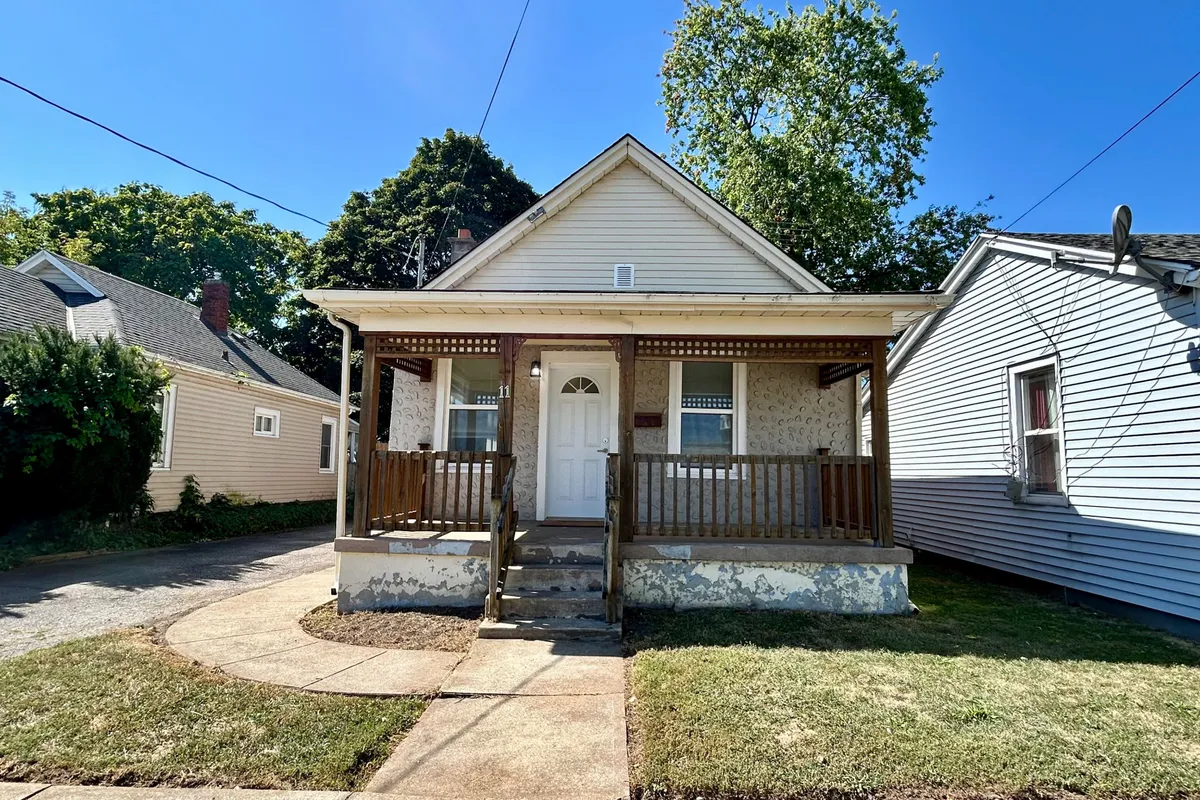 11 Greenlaw Place, ON L2R 4S5